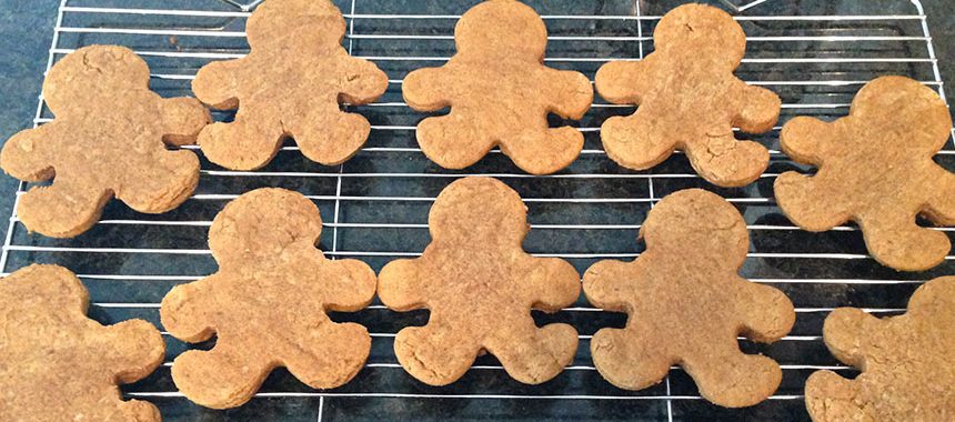 Chewy Gingerbread Men