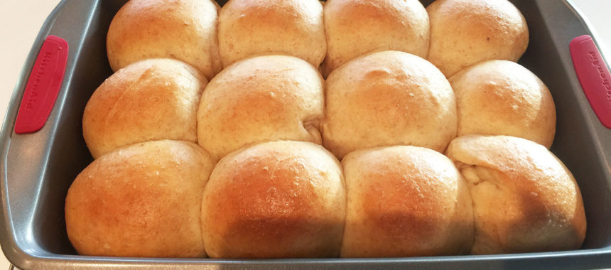 Old Fashioned Soft & Buttery Dinner Rolls